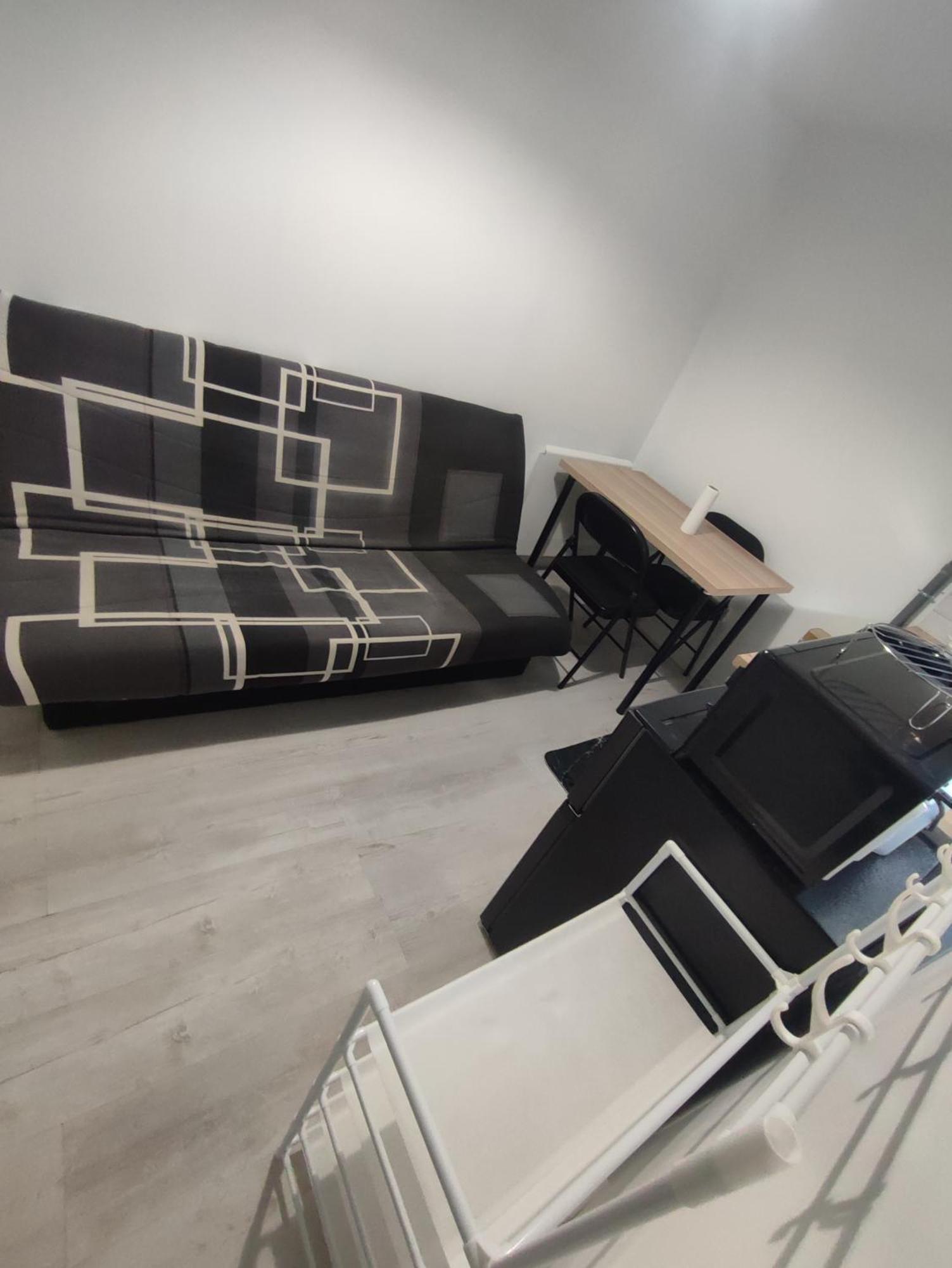 Petit F2 Meuble Independant Apartment Limay Luaran gambar