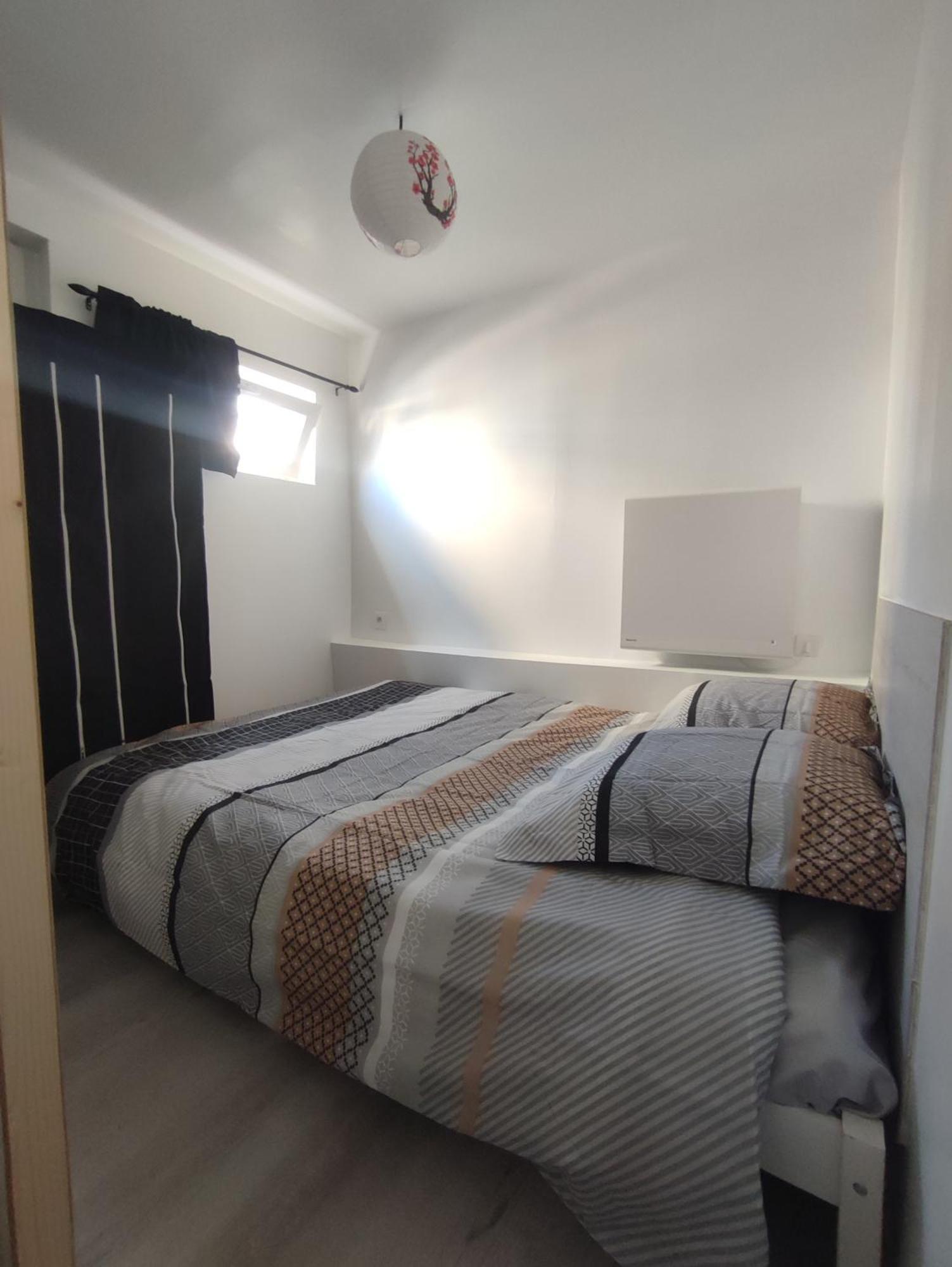 Petit F2 Meuble Independant Apartment Limay Luaran gambar