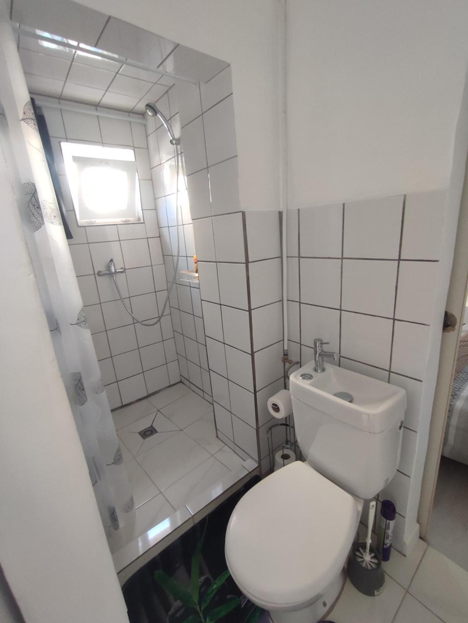 Petit F2 Meuble Independant Apartment Limay Luaran gambar